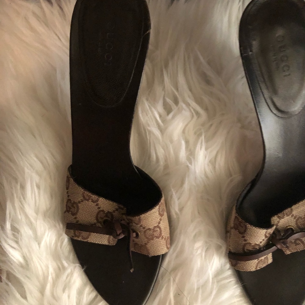 Authentic Gucci sandals